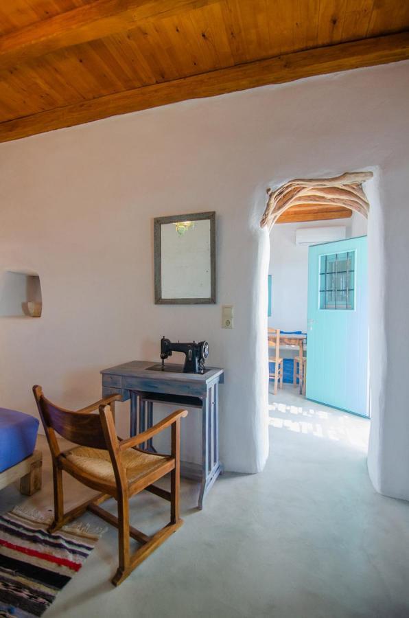 Dimitrakis Guesthouse Donoussa Extérieur photo