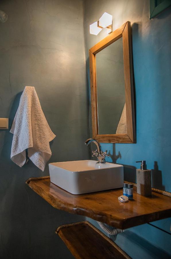 Dimitrakis Guesthouse Donoussa Extérieur photo
