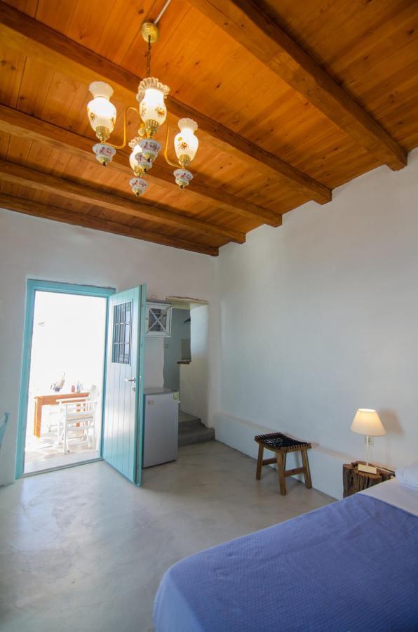 Dimitrakis Guesthouse Donoussa Extérieur photo