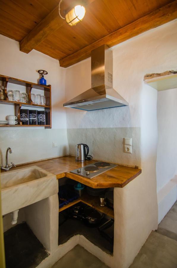 Dimitrakis Guesthouse Donoussa Extérieur photo